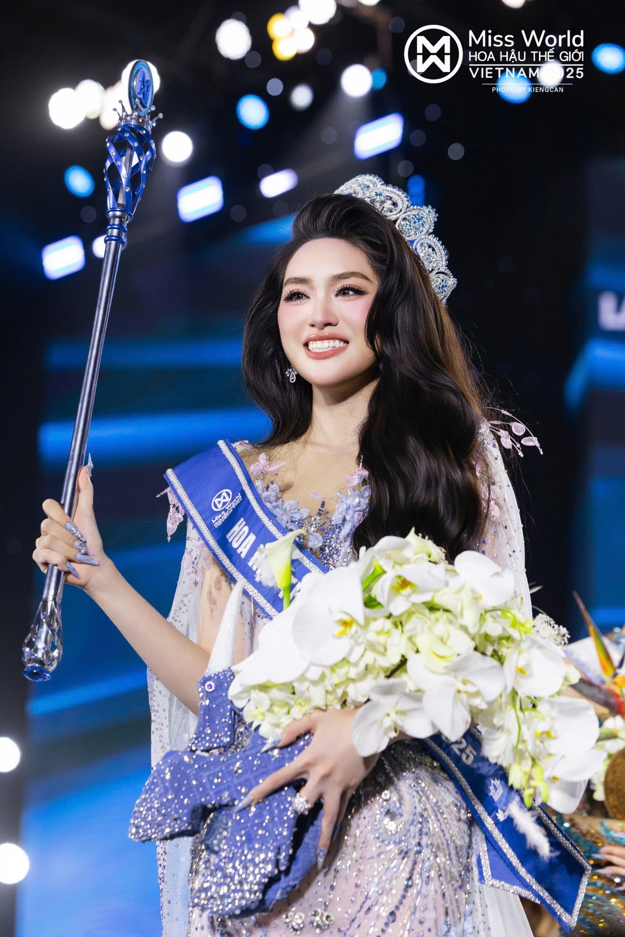 Quá xinh nhan sắc đăng quang Miss World Vietnam 2025 - Ảnh 6.