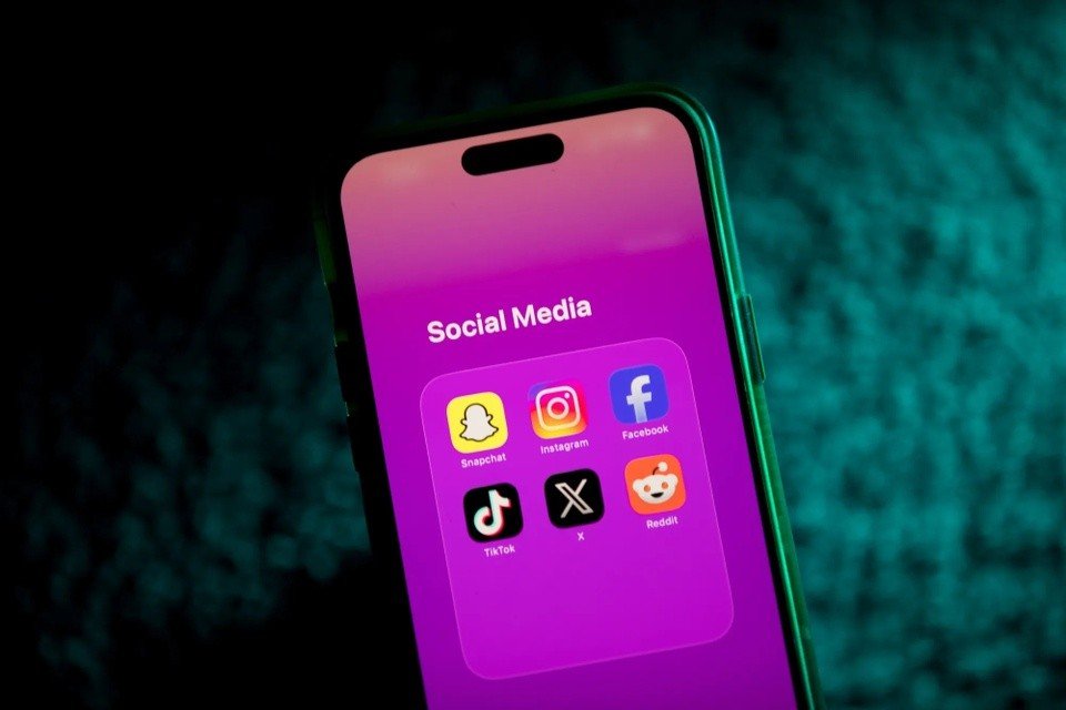 30-1774843226-quoc-gia-dna-dau-tien-siet-chat-mang-xa-hoi-voi-nguoi-duoi-16-tuoi