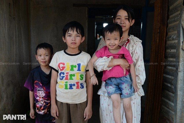 30-1774852726-su-that-bat-ngo-thong-tin-me-be-gai-16-tuoi-nuoi-3-em-tro-ve-khi-cac-con-duoc-ung-ho-hon-32-ty-dong