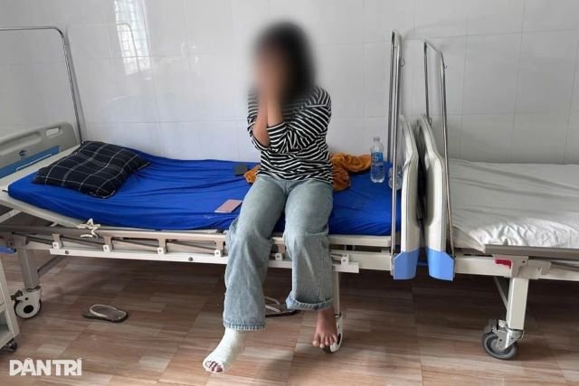 30-1774856672-nghen-ngao-loi-cau-cuu-cua-me-nu-sinh-lop-7-bi-danh-gay-xuong-suon-su-that-sau-clip-ra-sao