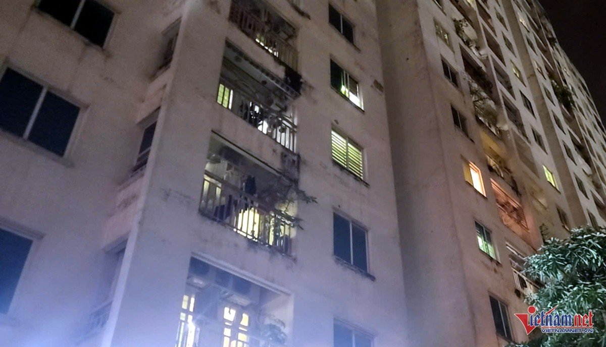 30-1774884555-nam-sinh-roi-tu-tang-cao-chung-cu-o-ha-noi-tu-vong-tai-cho