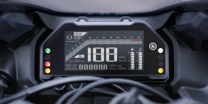 yamaha-r3-12