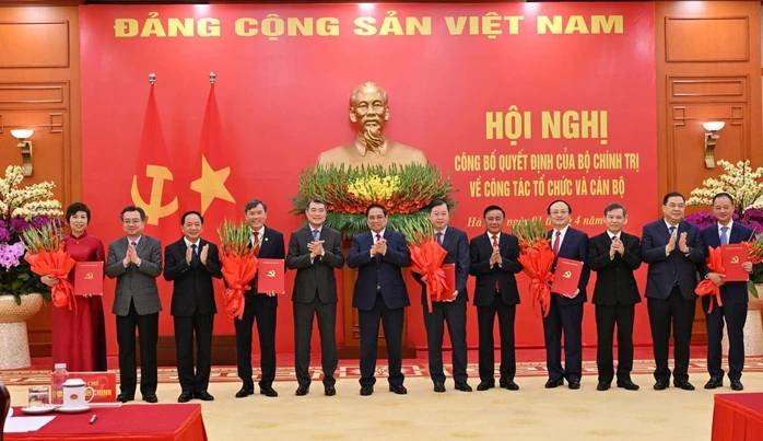 01-1775019012-quyet-dinh-cua-bo-chinh-tri-ve-to-chuc-va-lanh-dao-vtv-vov-ttxvn-va-hai-vien-han-lam