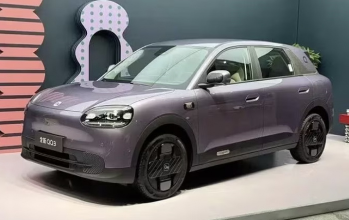 01-1775033719-suv-dien-gia-re-206-trieu-dong-trinh-lang-cung-co-toyota-raize-va-seltos-tien-nghi-vuot-chuan