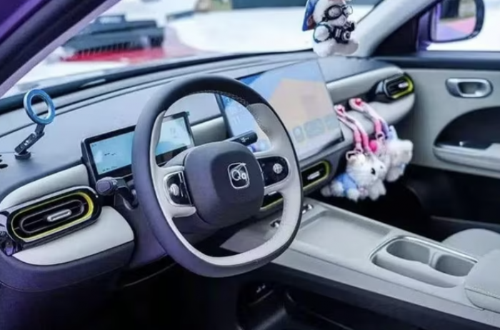 01-1775033755-suv-dien-gia-re-206-trieu-dong-trinh-lang-cung-co-toyota-raize-va-seltos-tien-nghi-vuot-chuan