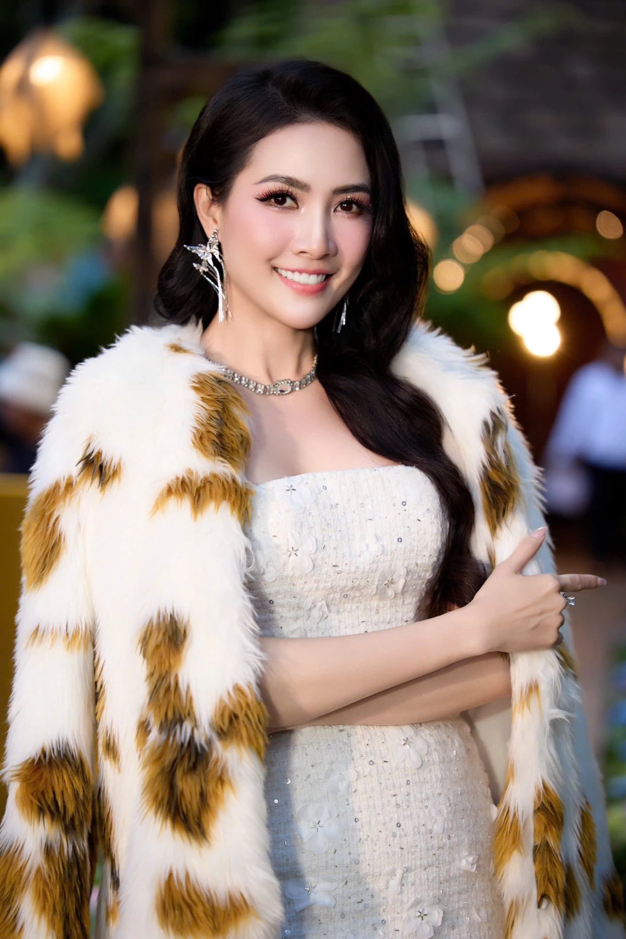 01-1775055717-nang-hau-da-nang-giu-ghe-pho-chu-tich-xay-biet-thu-chuc-ty-nhung-thua-nhan-kem-khoan-tim-chong