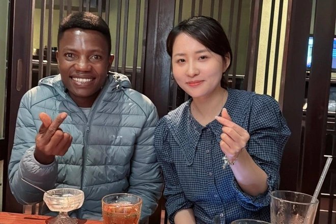 01-1775060938-lindo-team-chau-phi-gay-xon-xao-khi-cong-khai-tim-viec-tai-viet-nam-buoc-di-day-bat-ngo-sau-on-ao-roi-nhom