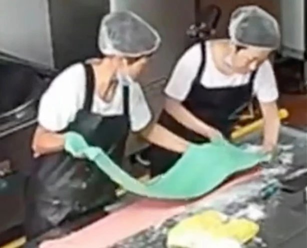 02-1775122435-khi-pham-mau-cong-nghiep-dau-doc-tuong-lai-rung-dong-vu-ngo-doc-chi-tai-truong-mam-non