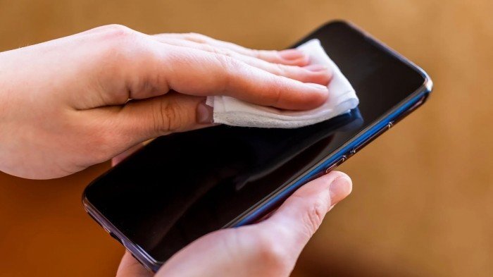 NA-dirty-phone-offplatform