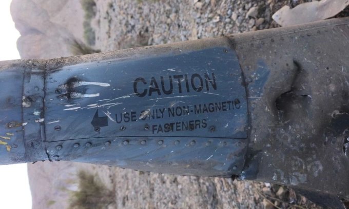 03-1775214597-nghi-van-quanh-xac-may-bay-my-tai-iran-tiem-kich-tang-hinh-f-35-hay-dai-bang-f-15e-bi-ban-ha