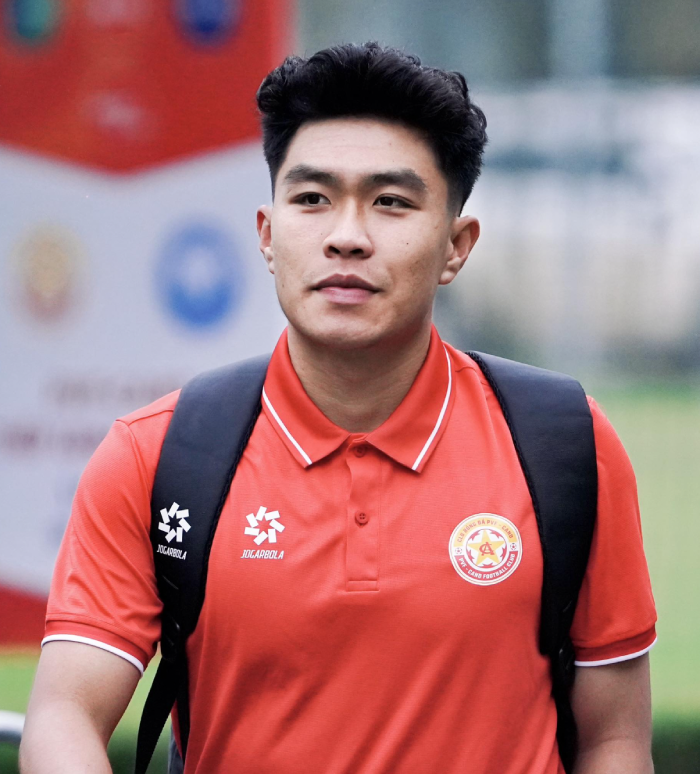 06-1775462653-hotgirl-ban-sung-phi-thanh-thao-xuat-hien-tren-khan-dai-co-vu-ly-duc-xoa-tan-tin-don-ran-nut