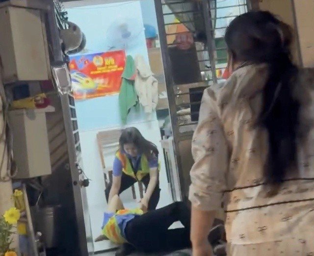 07-1775548424-moi-quan-he-2-phu-nu-danh-nhan-vien-gac-tau-o-da-nang-thai-do-thieu-hop-tac-khi-cong-an-lam-viec