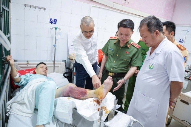 07-1775556760-tam-giu-hinh-su-doi-tuong-tong-csgt-phu-tho-gay-chan-khi-lam-nhiem-vu-tinh-trang-can-bo-hien-tai-ra-sao