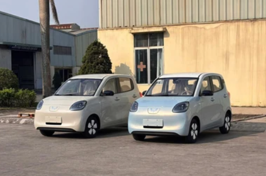 08-1775611114-xe-dien-wuling-mini-ev-macaron-chot-gia-269-trieu-tai-viet-nam-tan-binh-do-thi-sieu-re-lo-dien