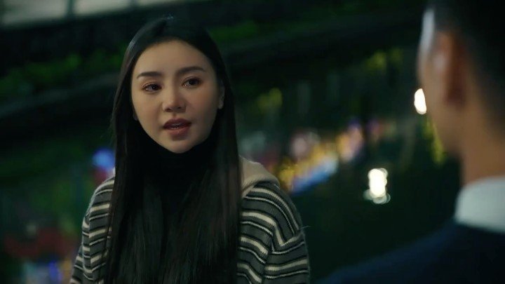 08-1775632569-quynh-kool-tiep-tuc-bi-reo-ten-vi-hat-san-kho-do-trong-buoc-chan-vao-doi