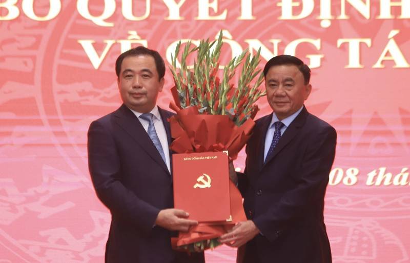 08-1775633955-ong-tran-duc-thang-lam-bi-thu-thanh-uy-ha-noi