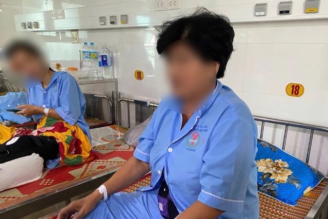 08-1775656939-vu-nguoi-phu-nu-bi-danh-o-quan-an-via-he-lo-tinh-tiet-con-trai-nan-nhan-cung-bi-hanh-hung