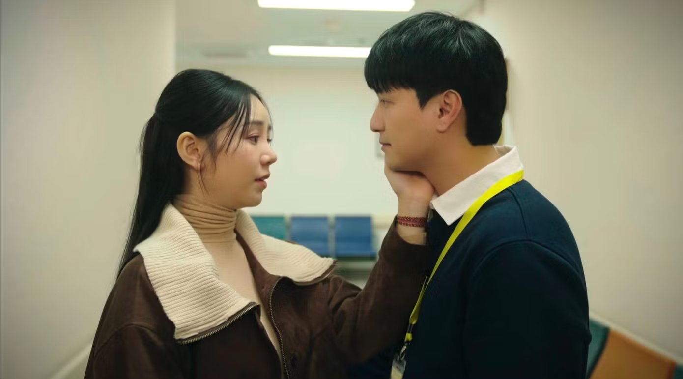 09-1775704261-huynh-anh-gay-that-vong-du-lien-tiep-chiem-song-khung-gio-vang