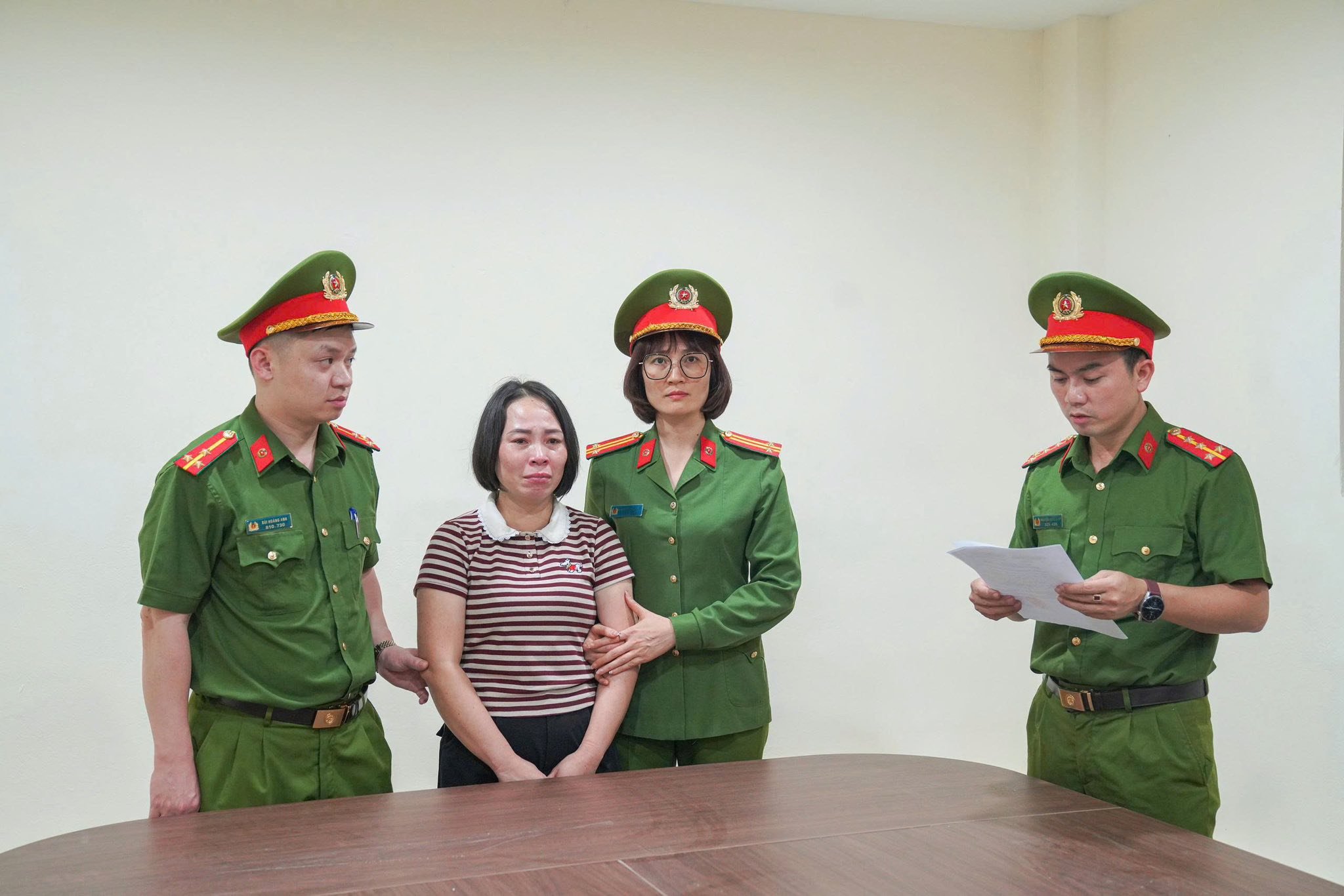 09-1775708026-chan-dong-vu-an-chan-tien-ho-tro-nguoi-yeu-the-tai-phu-tho-khoi-to-bat-giam-hang-loat-lanh-dao