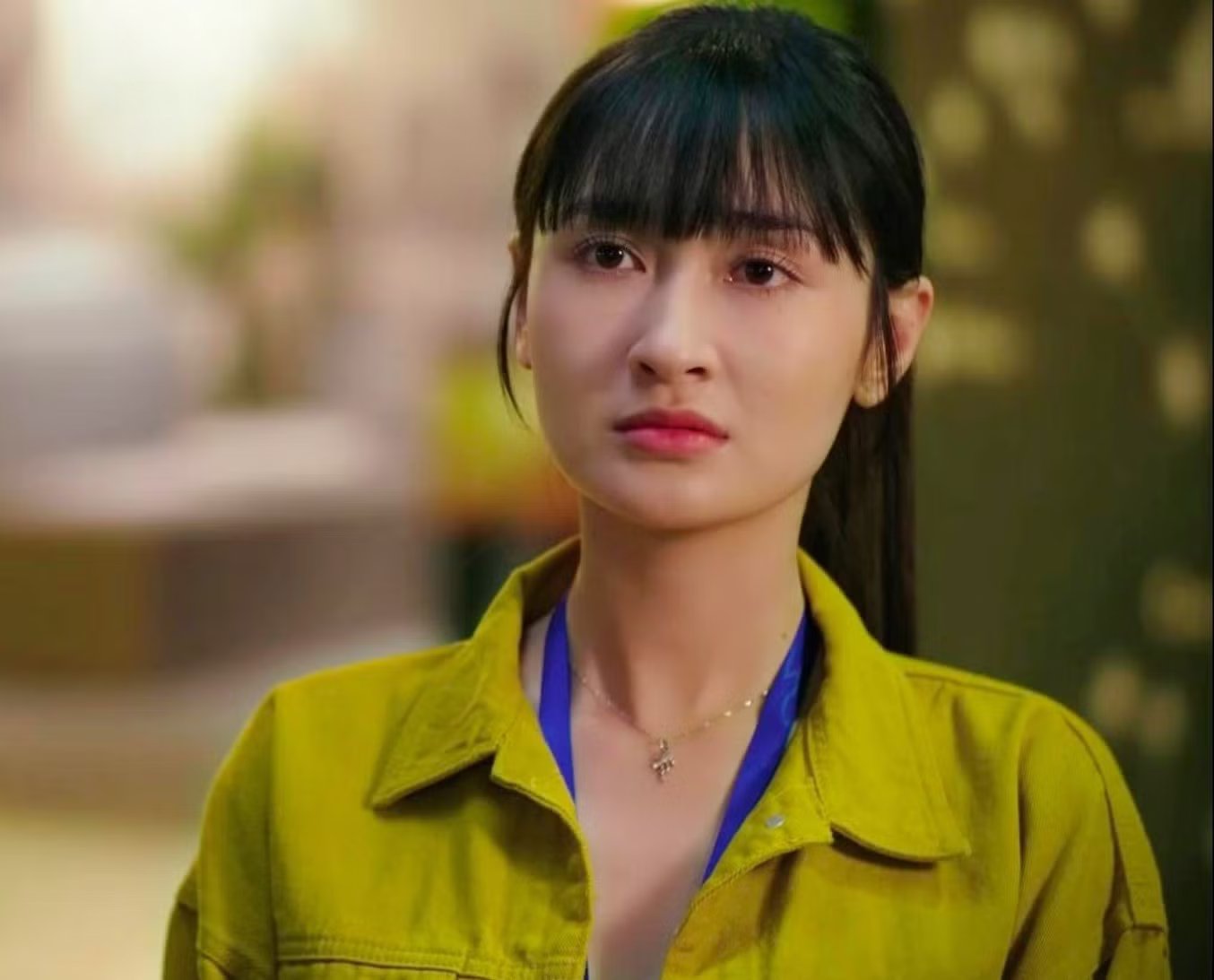 Cảnh quỳ lạy Mạnh Trường gây tranh luận- Ảnh 5.