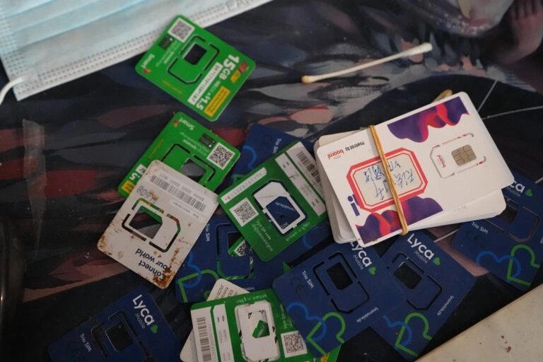 09-1775726190-can-canh-dai-cong-truong-lua-dao-80-hec-ta-noi-10000-cong-nhan-det-luoi-bay-nan-nhan-toan-cau