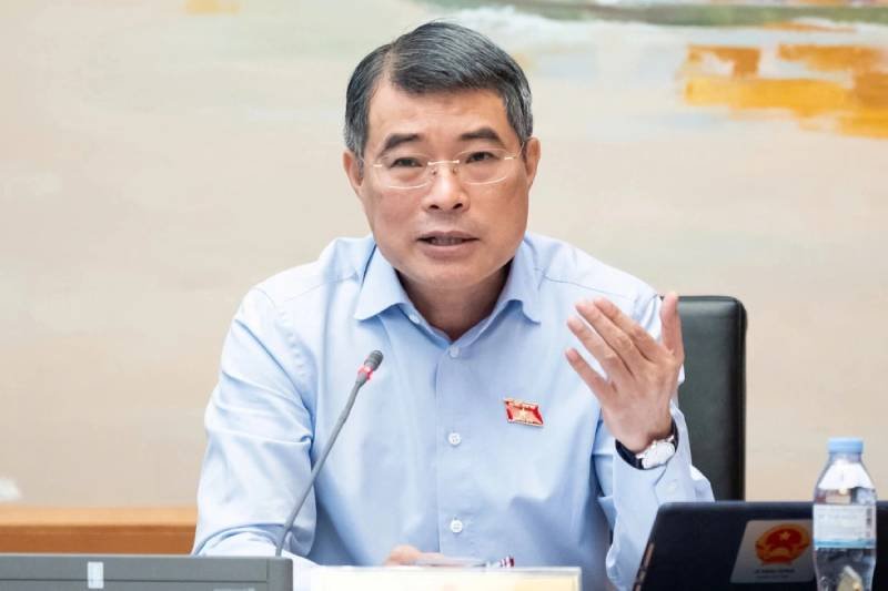 10-1775804329-thu-tuong-le-minh-hung-khong-chap-nhan-tang-truong-nong-danh-doi-bat-on-vi-mo