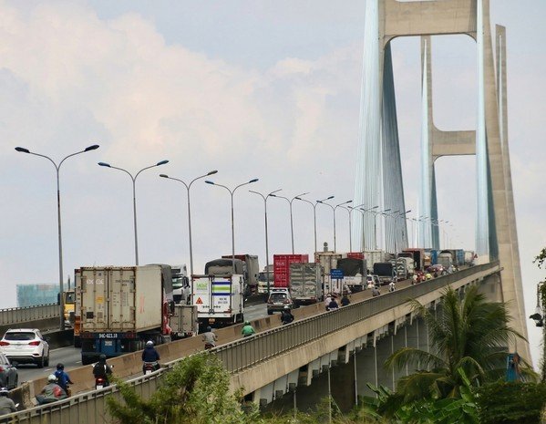 11-1775876710-khong-co-phep-mau-xay-ra-tim-thay-thi-the-nam-sinh-vien-sau-5-ngay-mat-tich-tai-cau-phu-my-tphcm