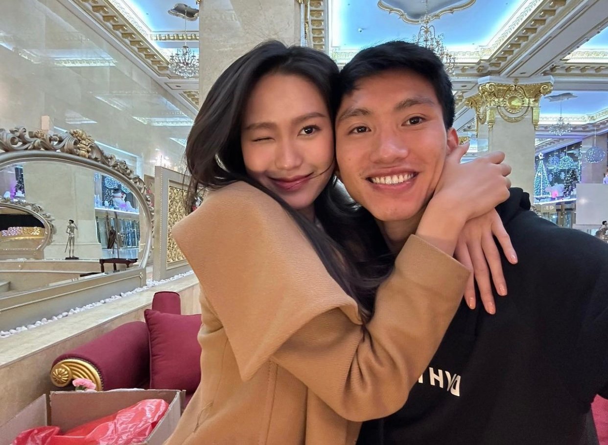 12-1775981490-lo-tin-nhan-doan-van-hau-tan-doan-hai-my-khi-con-hen-ho-nguoi-cu-thuc-hu-ra-sao