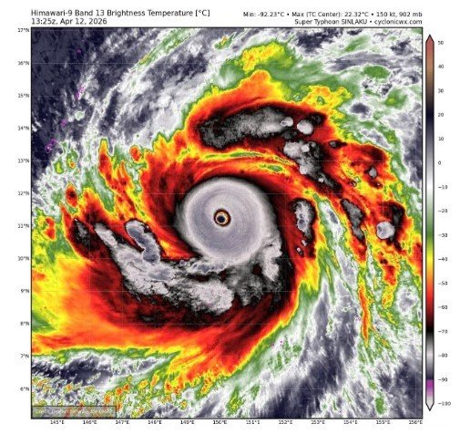 13-1776065742-bao-sinlaku-tang-cap-cuc-dai-50000-nguoi-co-the-gap-tham-hoa-viet-nam-chiu-anh-huong-gian-tiep