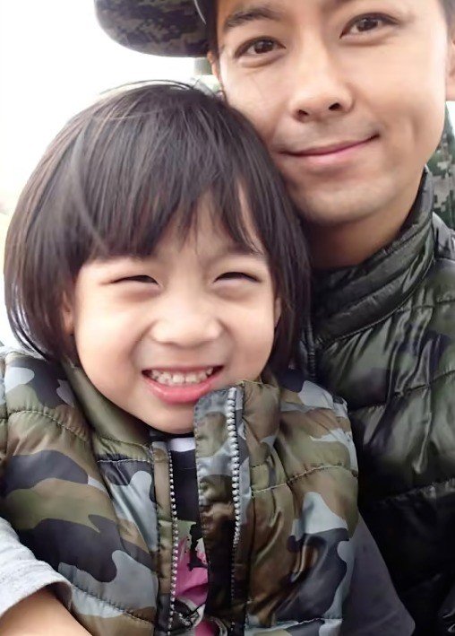 Lần đầu lộ ảnh rõ mặt con trai 17 tuổi của Lâm Chí Dĩnh, netizen không tin nổi vào mắt mình - Ảnh 8.