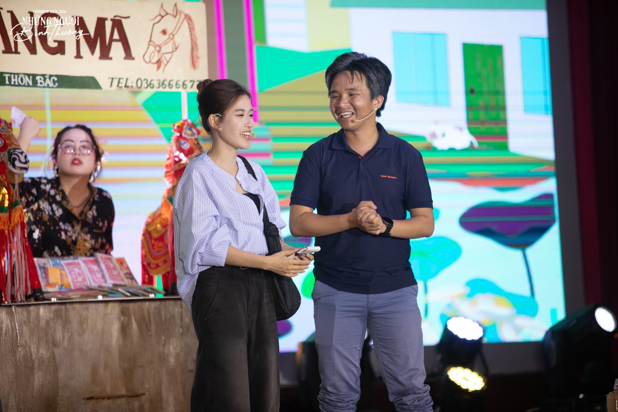 13-1776079319-dem-dien-liveshow-kich-2026-nhung-manh-doi-binh-thuong-tai-lang-que-gian-di