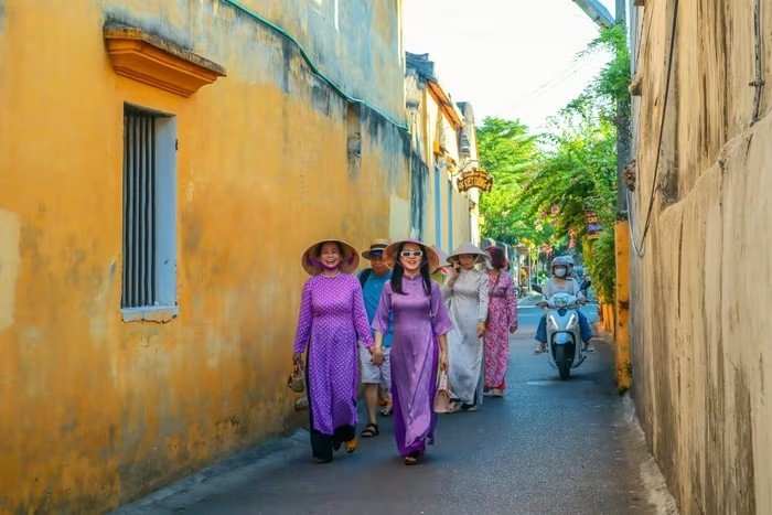 14-1776125595-da-nang-phan-hoi-thong-tin-khach-an-do-bi-tu-choi-phuc-vu-o-hoi-an-chiu-phan-biet-doi-xu