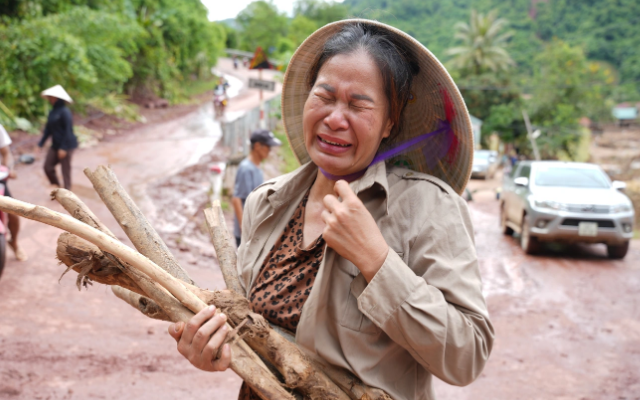 14-1776150406-gan-mot-nam-sau-thien-tai-nguoi-dan-nghe-an-mon-moi-cho-doi-ho-tro-vi-sao-tien-van-chua-den-tay