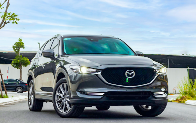 15-1776216058-mazda-cx-5-giam-cham-day-phan-khuc-suv-hang-c-ford-territory-hyundai-tucson-chi-biet-nguoc-nhin