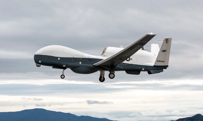 15-1776219280-sieu-trinh-sat-200-trieu-usd-cua-my-bien-mat-bi-an-ton-that-chan-dong-tren-vinh-ba-tu