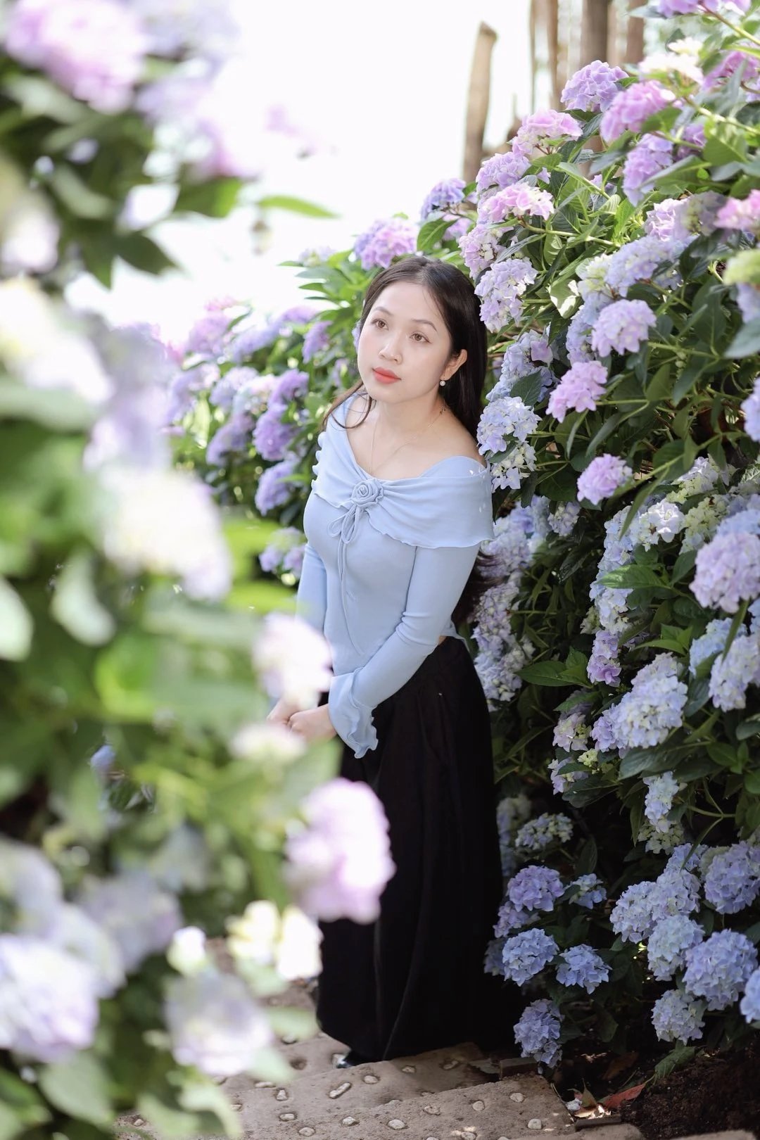 15-1776223797-co-long-da-lat-hut-khach-tro-lai-sau-on-ao-quan-nhieu-thoi-diem-qua-tai