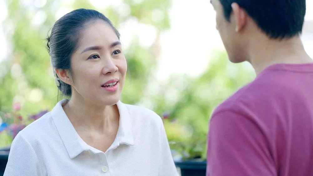 15-1776226905-diem-chung-gay-tranh-cai-cua-2-bo-phim-viet-hot-nhat-hien-nay