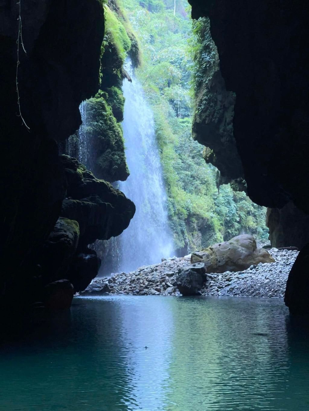 Thác Nậm Lang: Viên ngọc xanh bừng sáng giữa non ngàn Tuyên Quang - ảnh 1