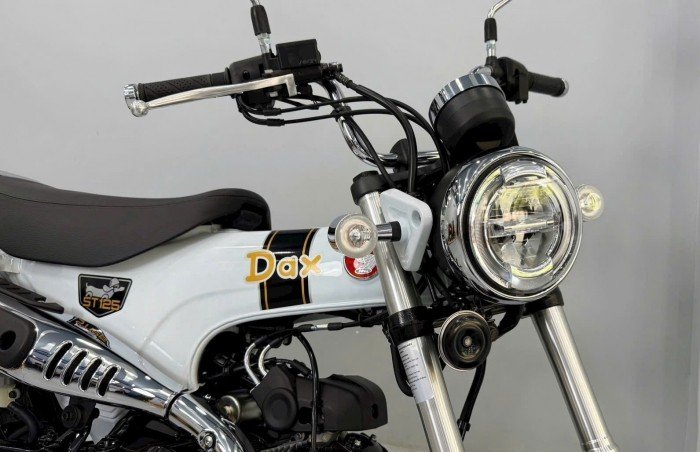 Honda-DAX-3