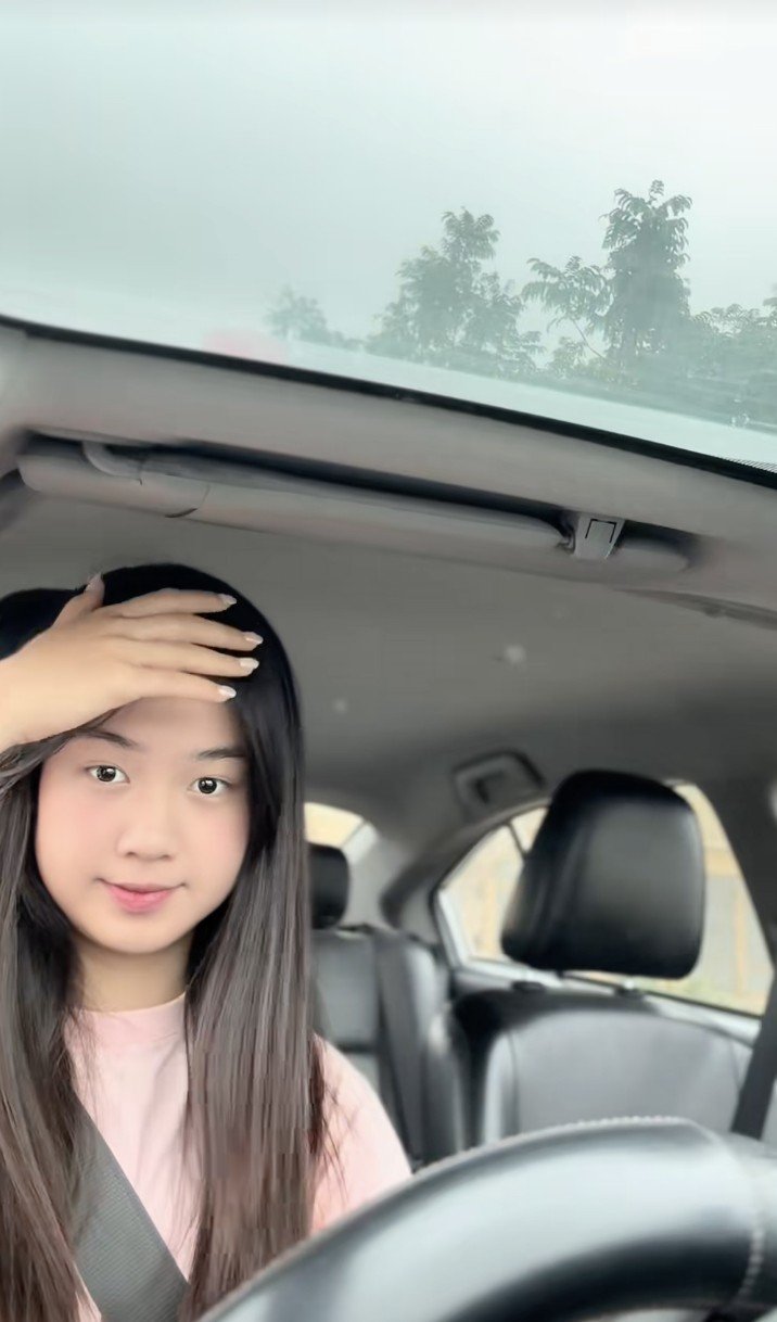Cuộc sống hiện tại của Hiền Mai - thủ khoa khối A00 từng gây sốt: Ở căn hộ cao cấp, đang học lái ô tô, có cả trợ lý riêng?- Ảnh 4.