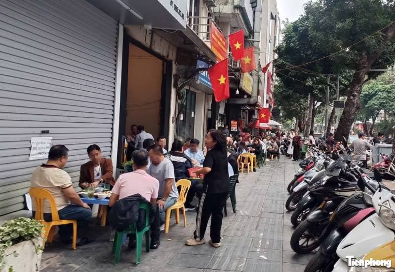 16-1776310914-ha-noi-16-can-bo-cong-an-phuong-bi-xep-loai-khong-hoan-thanh-nhiem-vu-do-de-tai-dien-vi-pham-trat-tu-do-thi