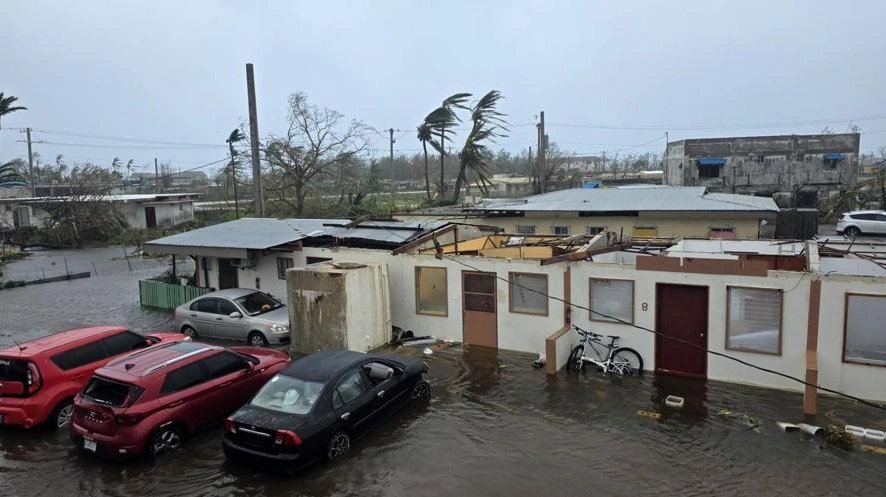 16-1776321800-con-thinh-no-cua-quai-vat-sinlaku-saipan-va-tinian-tan-hoang-sau-dem-kinh-hoang-cung-sieu-bao-manh-nhat-hanh-tinh