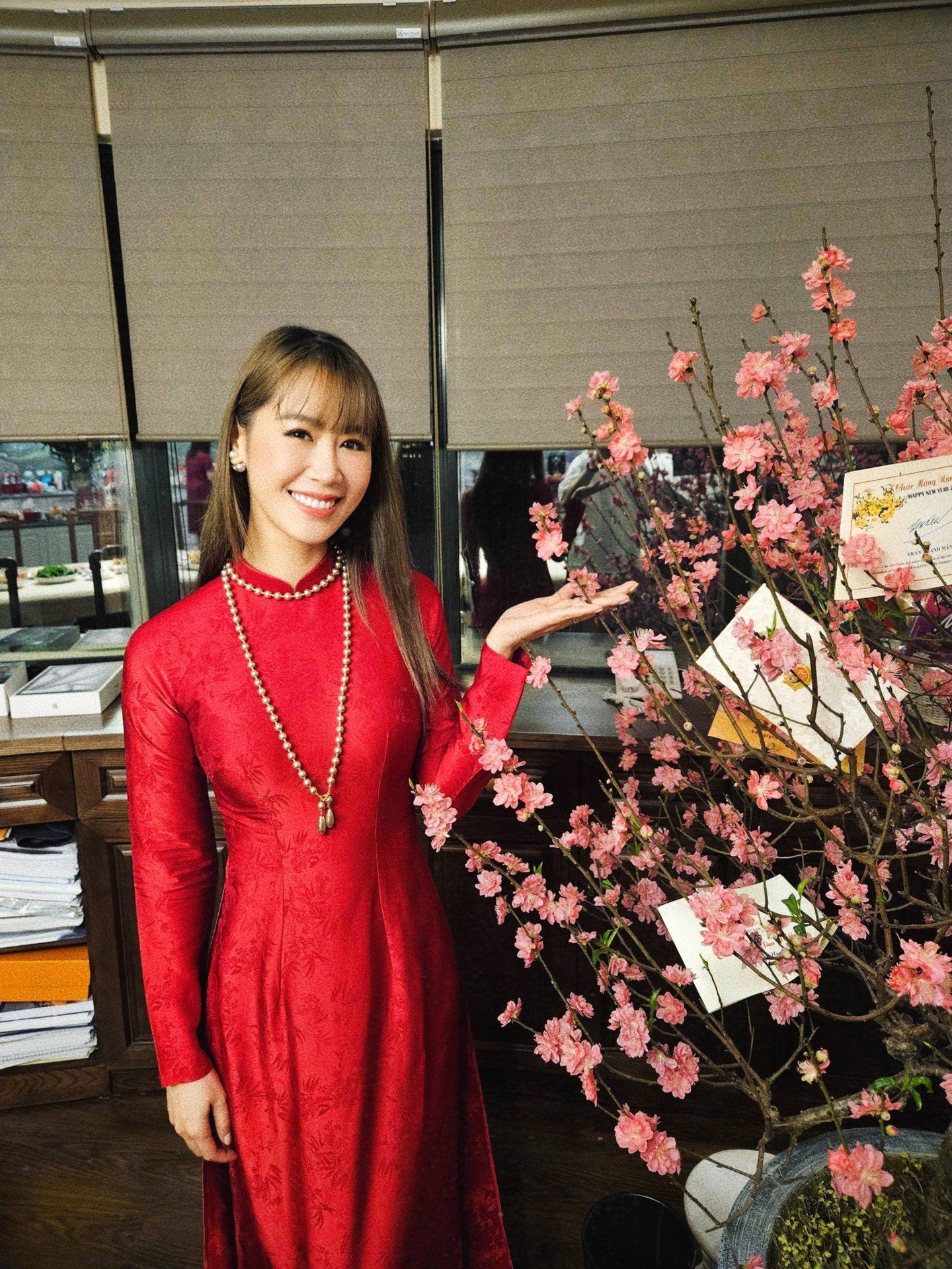 16-1776324095-hoa-hau-duong-thuy-linh-len-tieng-giua-on-ao-tro-ly-bi-sai-dat-cho-phat-ngon-gay-tranh-cai-tren-mang-xa-hoi