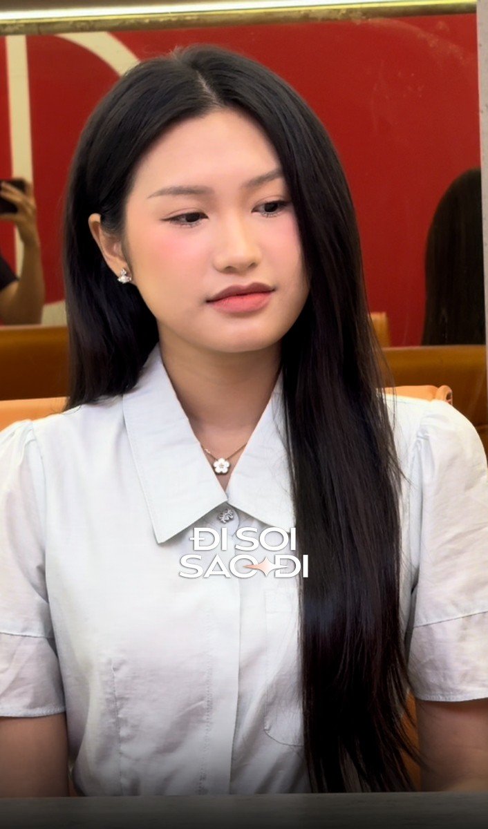 16-1776326873-hinh-anh-moi-nhat-cua-doan-hai-my-nhan-sac-tu-nhien-gay-chu-y-tang-can-nhe-van-cuon-hut