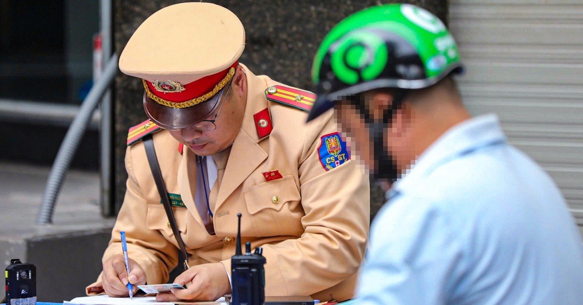 16-1776327981-de-xuat-tang-manh-muc-phat-tai-cho-nhieu-loi-giao-thong-co-the-bi-xu-ly-toi-75-trieu-dong