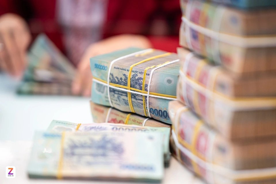 16-1776328735-lai-suat-ngan-hang-dong-loat-ha-nhiet-buoc-dem-on-dinh-hay-tin-hieu-noi-long-dai-han