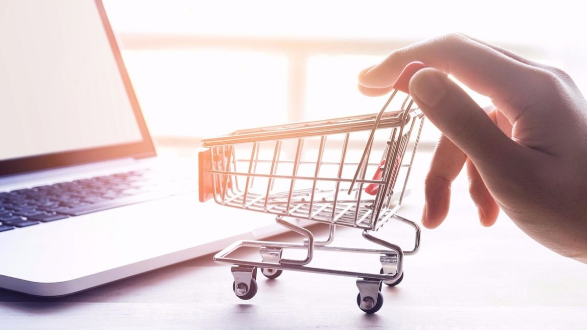 Mua sắm trực tuyến là gì? Top 13 app mua sắm uy tín nhất