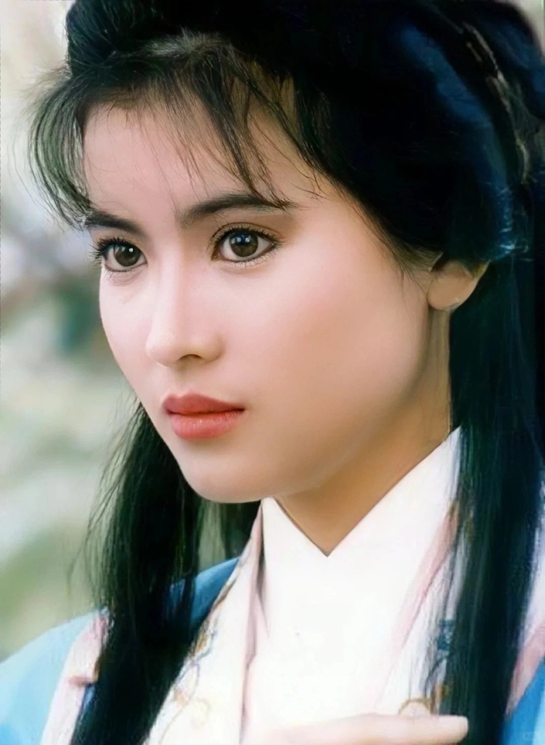 17-1776386946-bi-kich-cua-mot-huyen-thoai-nhan-sac-tu-dinh-cao-tinh-tuyet-ngu-dai-son-den-nhung-dong-nhat-ky-dam-le-va-cai-chet-trong-co-doc