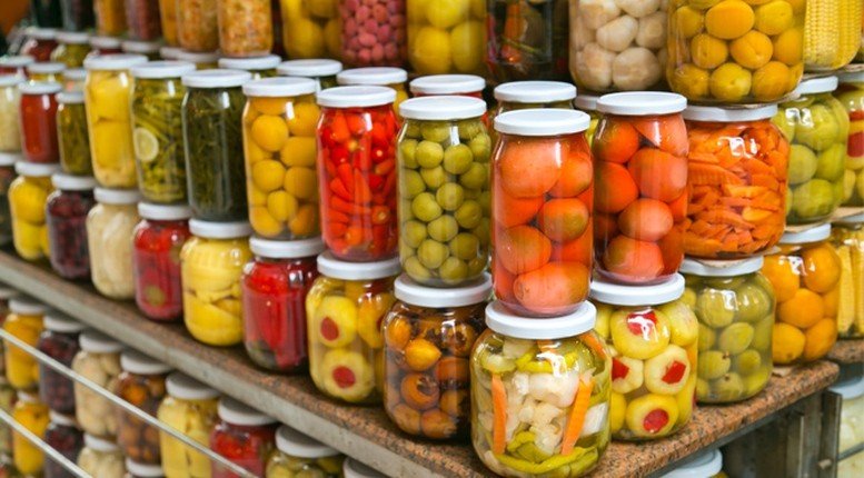 17-1776399625-am-anh-ung-thu-da-day-chuyen-gia-ung-thu-noi-thang-chia-khoa-sinh-tu-nam-ngay-tren-ban-an-cua-ban