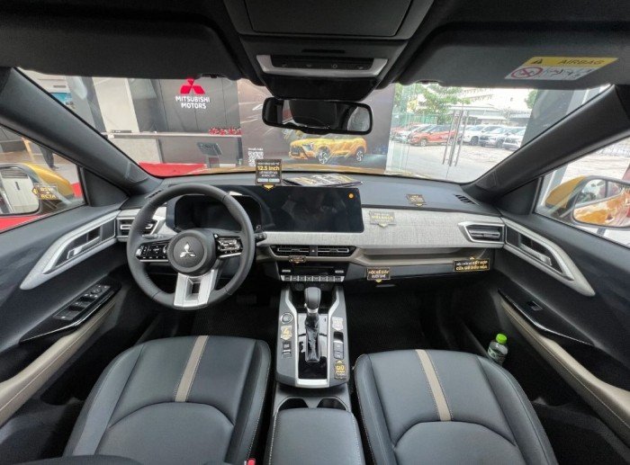 17-1776400368-honda-chinh-thuc-ra-mat-vua-con-tay-150cc-moi-khong-dung-hang-winner-r-va-yamaha-exciter-gia-re